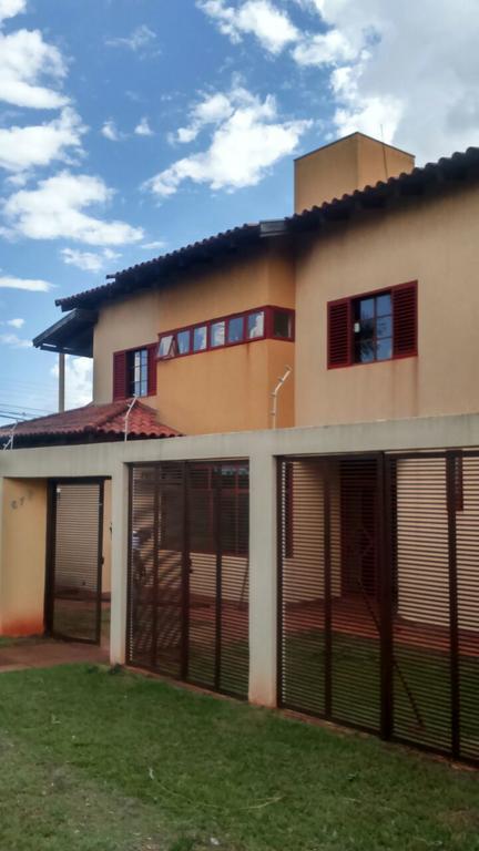 Hostel Casa Amarela Campo Grande  Exterior photo